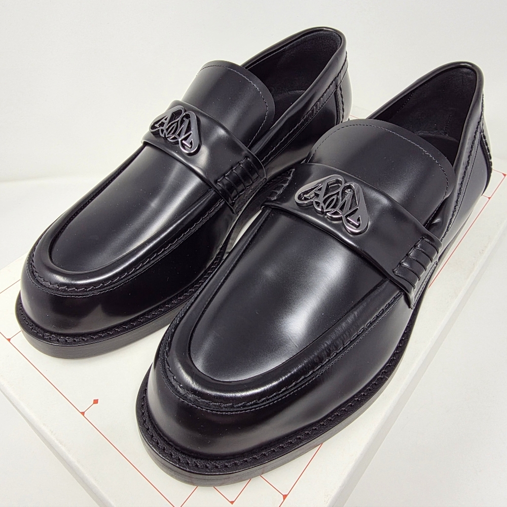 ❌️SOLD❌️ Alexander McQueen EU 42 US 9 Glossy Black Loafers Slipons Tonal Shoes